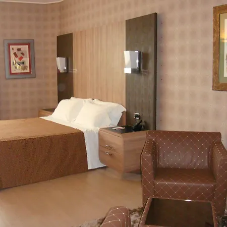 호텔 Thotel Lamezia 라메지아 테르메