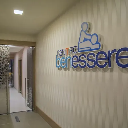 Thotel Lamezia 호텔 4*