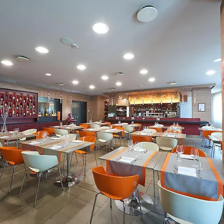 Thotel Lamezia 호텔 4*