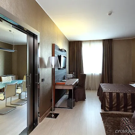 Thotel Lamezia 4*