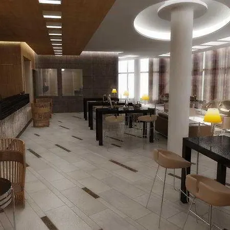 Thotel Lamezia 호텔 4*