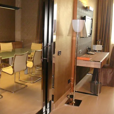 Thotel Lamezia 호텔 라메지아 테르메